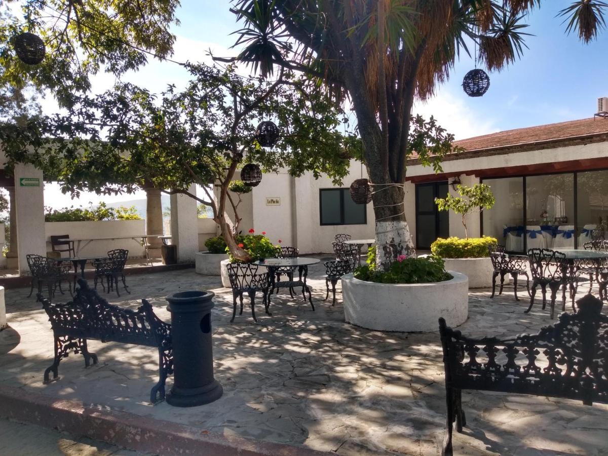 Radisson Hotel Tapatio Guadalajara Aeropuerto Tlaquepaque Exterior photo